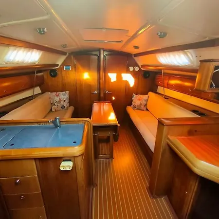 Alma * 阿尔布费拉